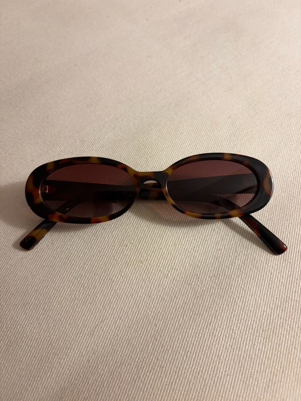 Tortoiseshell Oval Sunglasses - Brown Lenses